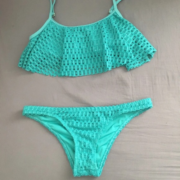 Roxy Bikini - Picture 1 of 5